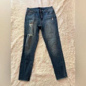 Women’s high rise distressed jeans